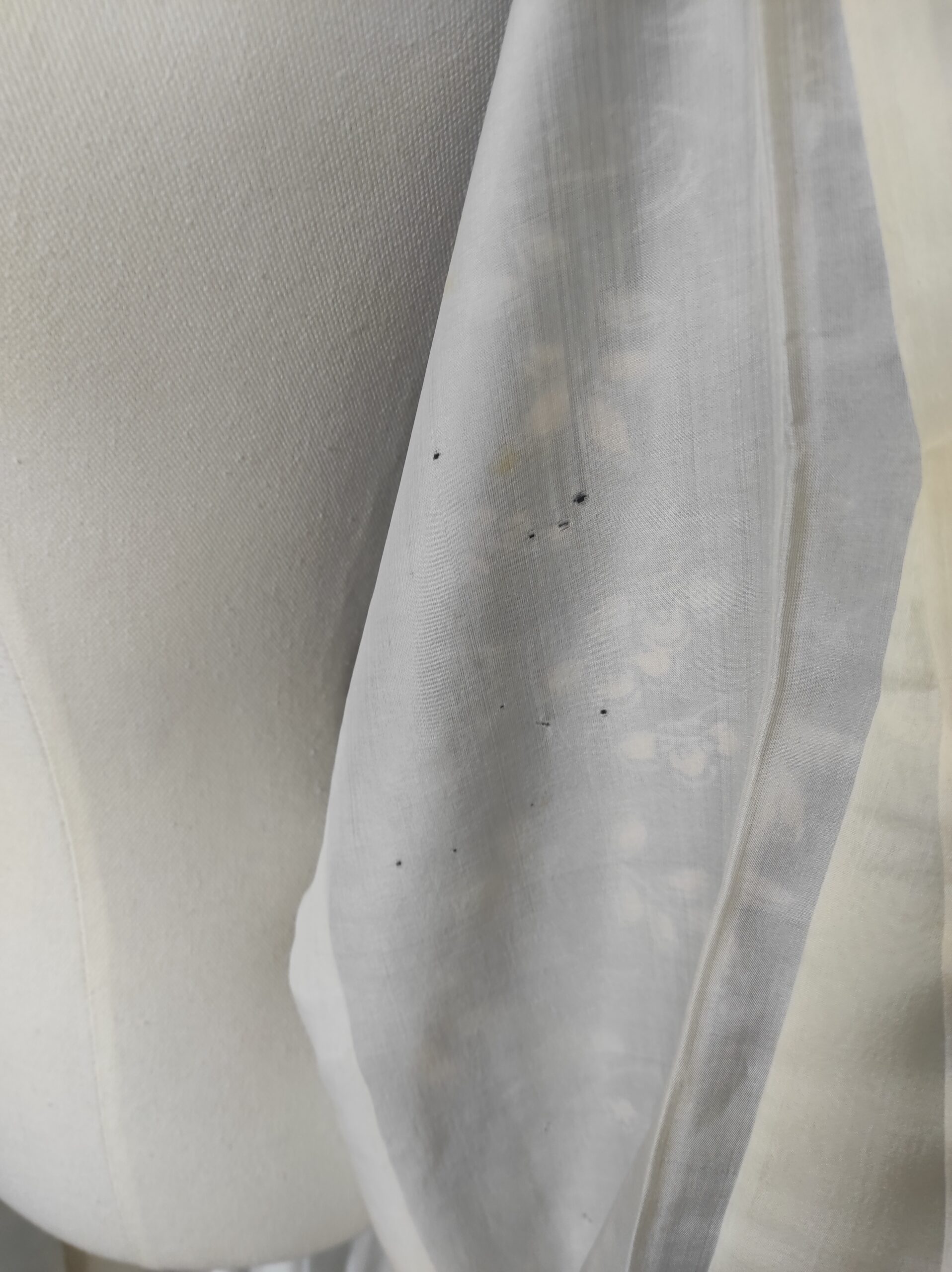 Photo d'un kimono artisanal japonais et de sa doublure en soie