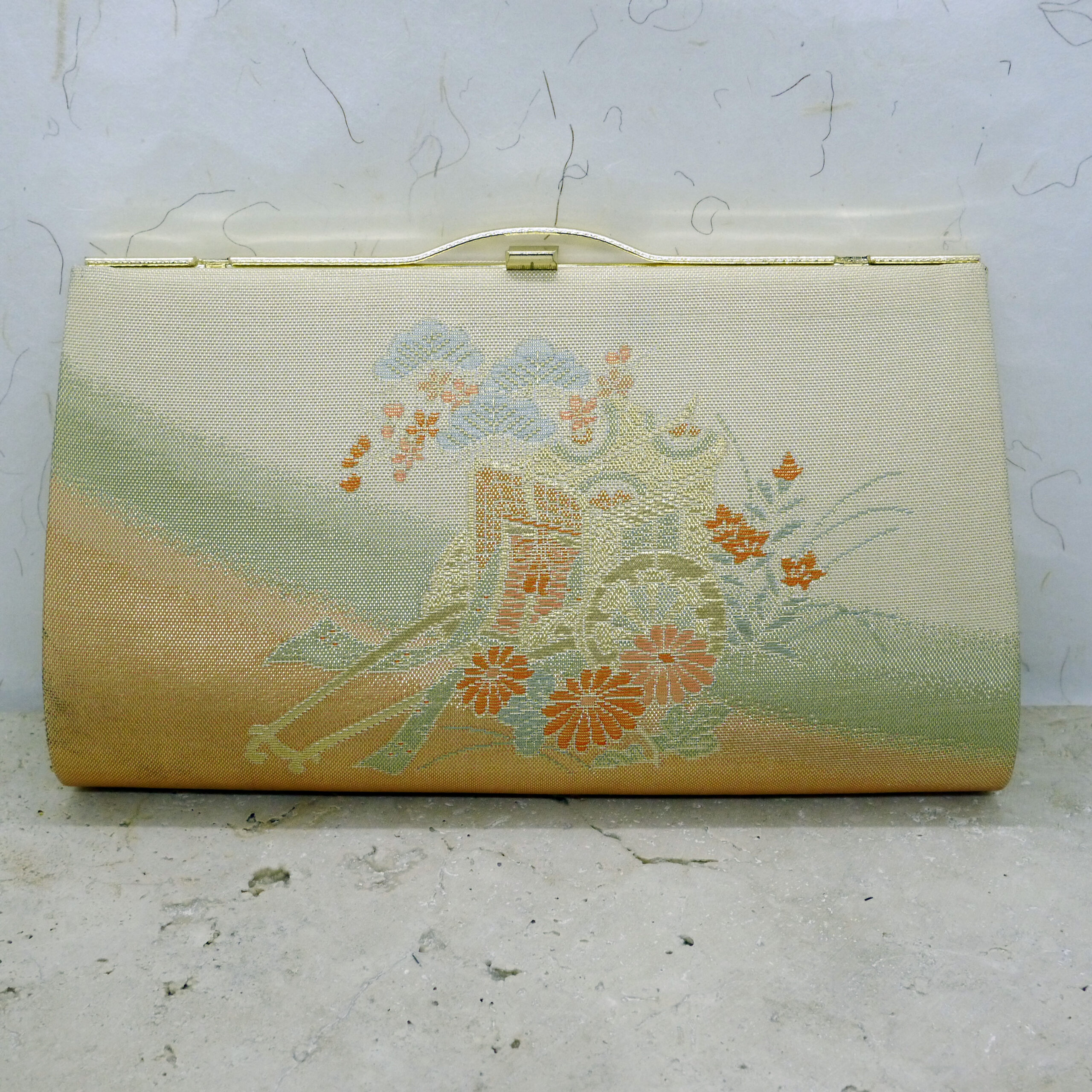 Sac japonais vintage en soie à clapet