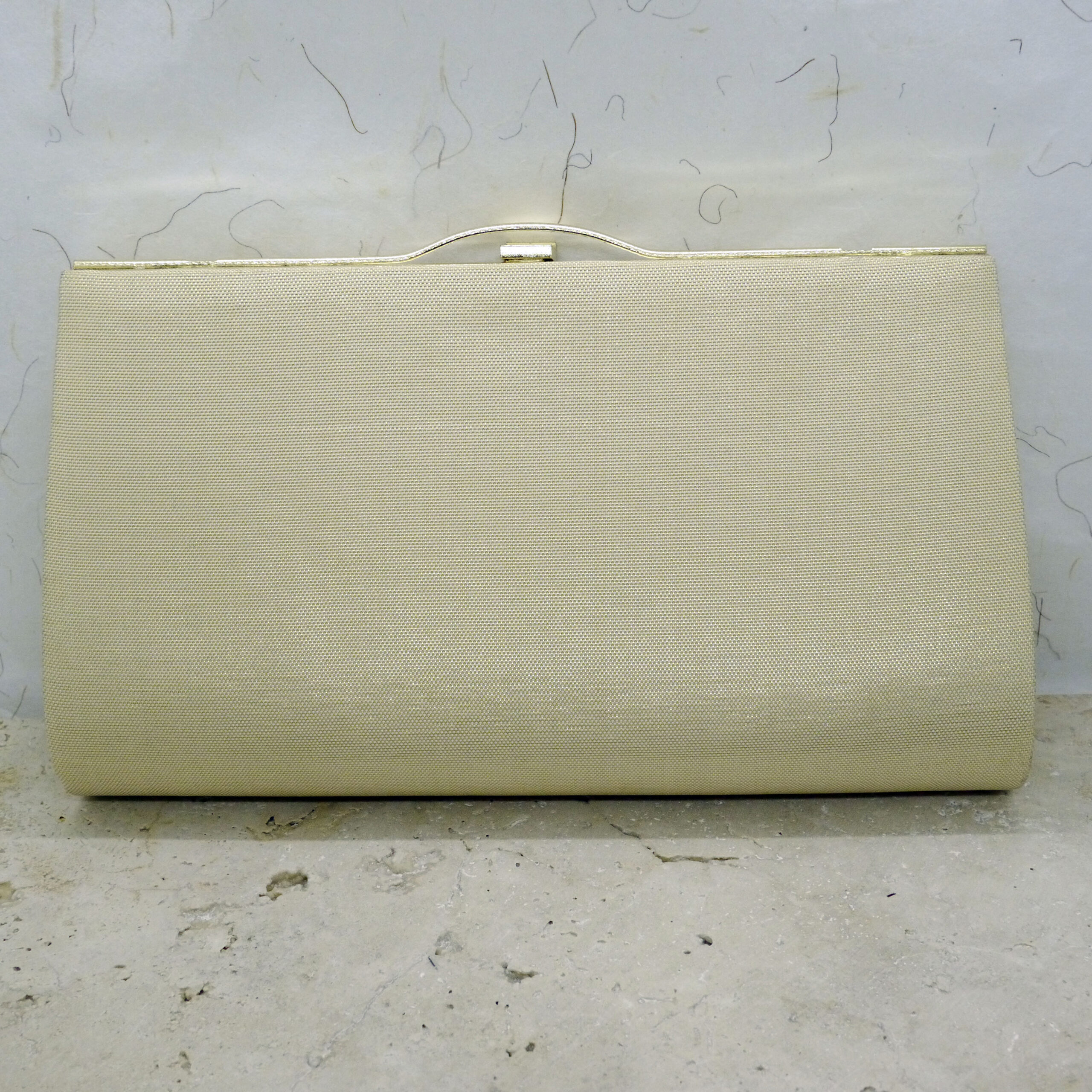 Arrière d'un sac japonais traditionnel en soie tissée