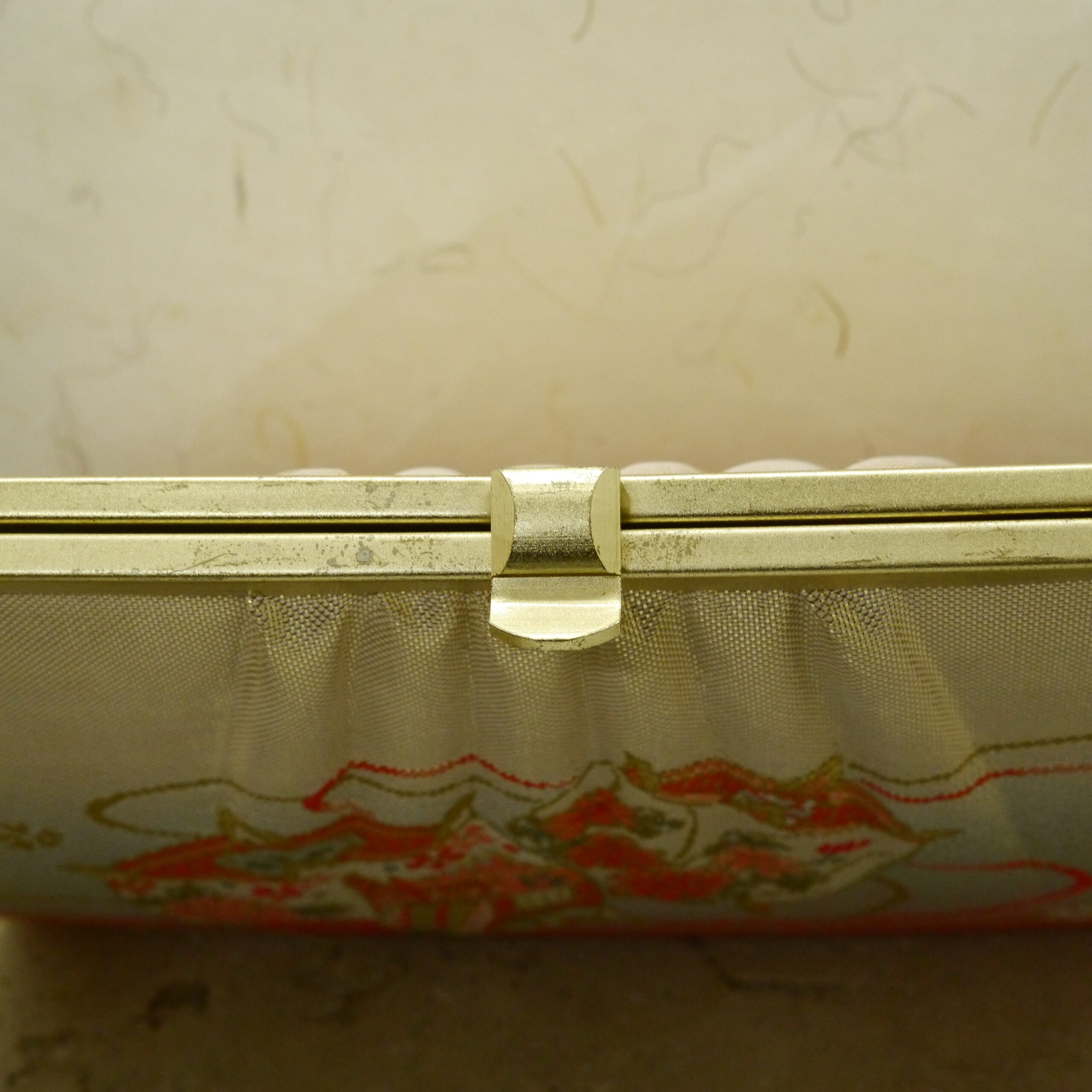 Clapet d'un sac vintage provenant du Japon