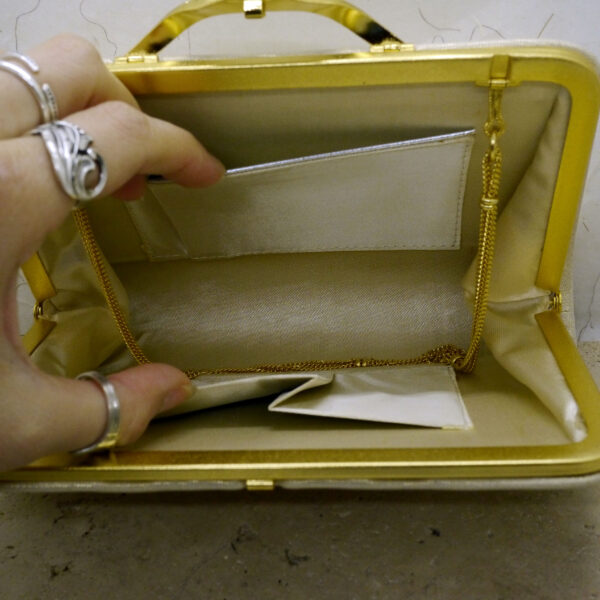 Photo de la doublure intérieure d'un sac japonais vintage