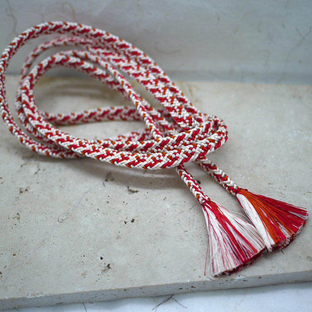 Ceinture obijime en soie créée par un artisan japonais