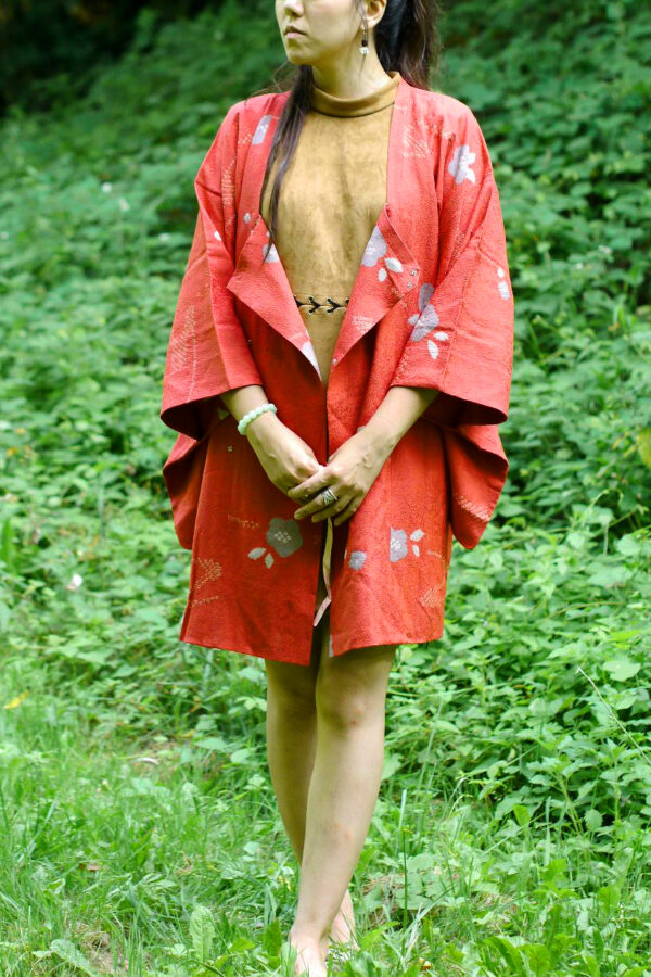 Veste de kimono japonais en soie rose