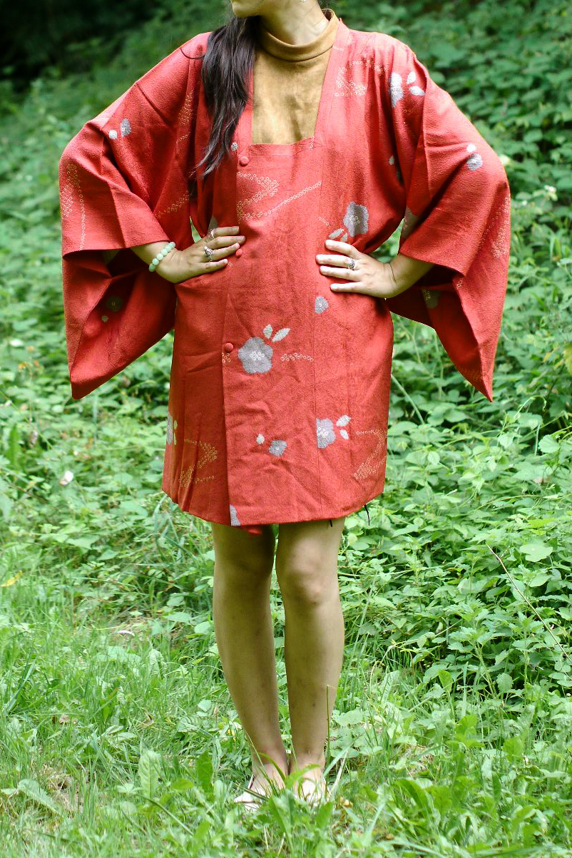 Haori japonais vintage en soie rose saumon