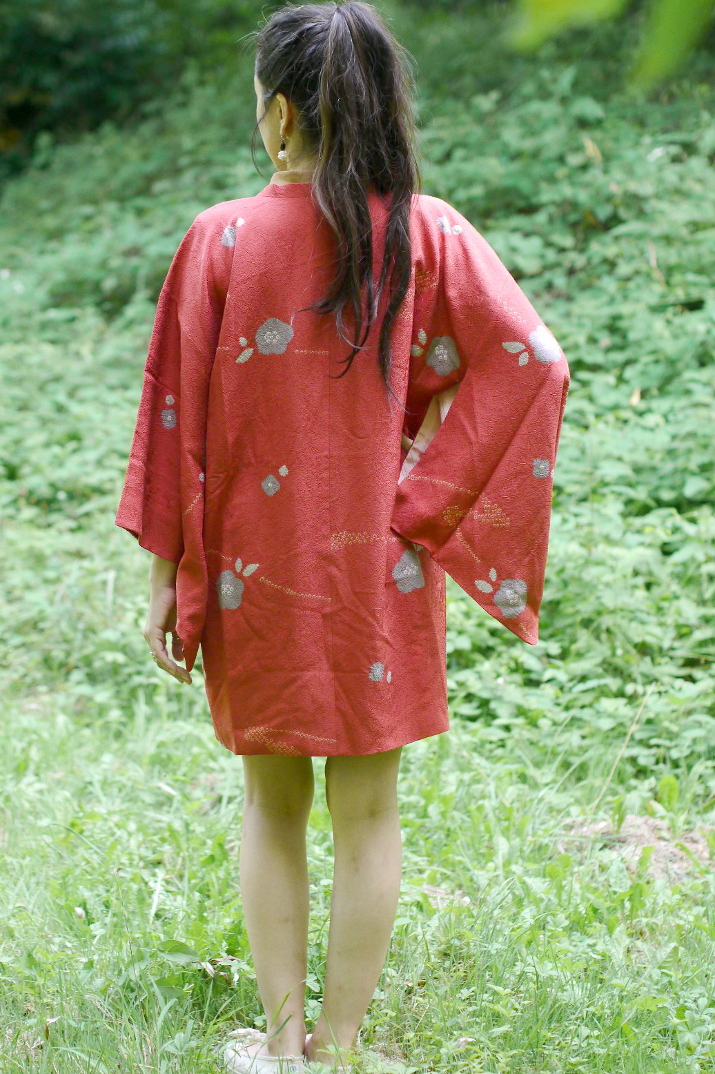 Haori japonais fait à la main au Japon en soie rose