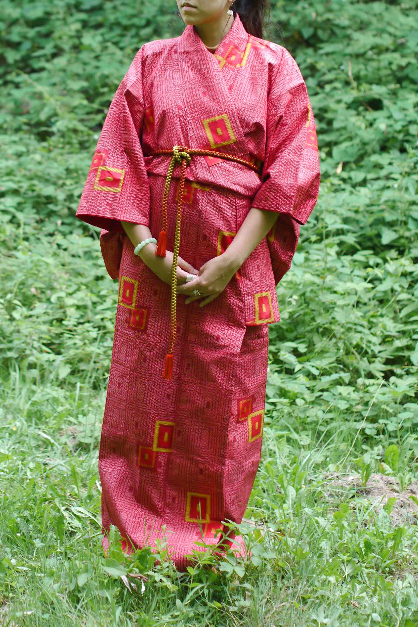 Modèle soie style années 70