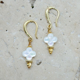 Boucles d'oreille nacre